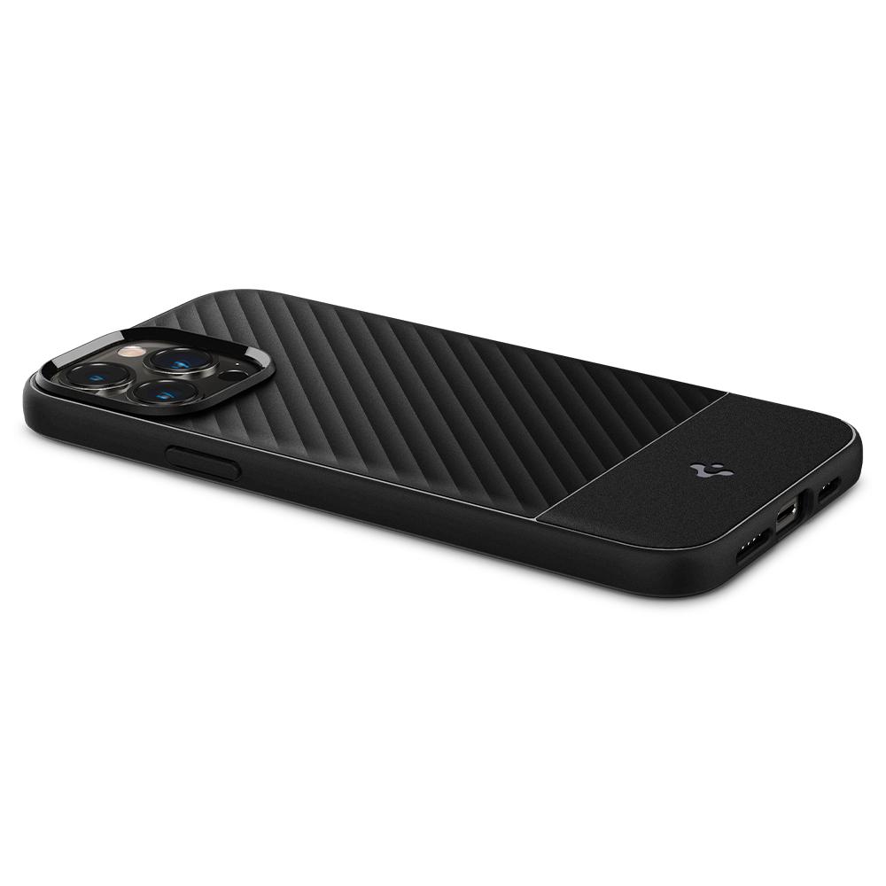 Spigen iPhone 13 Pro Max Core Armor Series